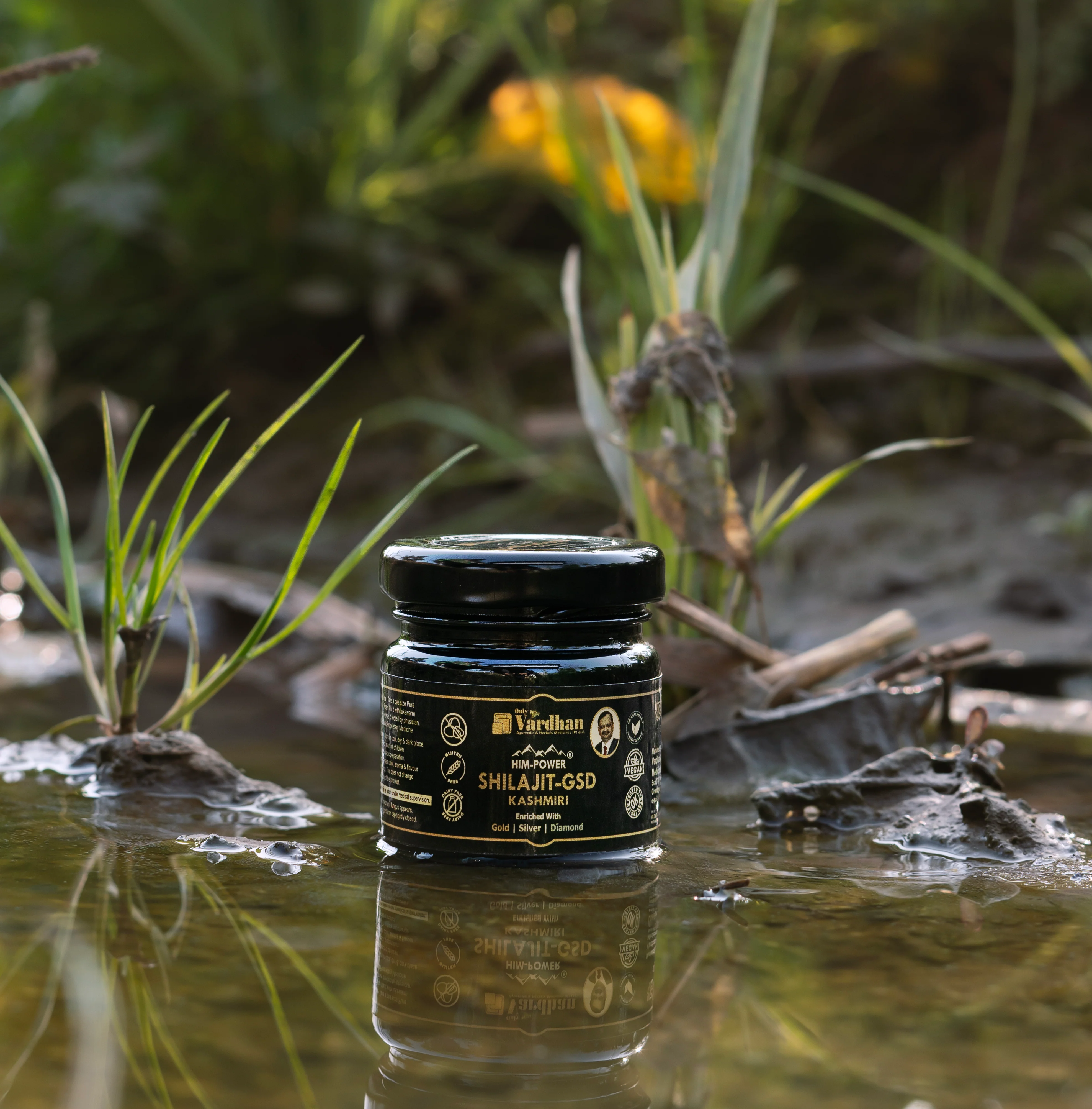 Vardhan Him-Power Shilajit-GSD Kashmiri – Enriched with Gold, Silver & Diamond (10g) - Image 4